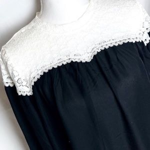 BE YOU TIFUL Blouse, Sheer Lace Neckline, Sz Lg, NWT